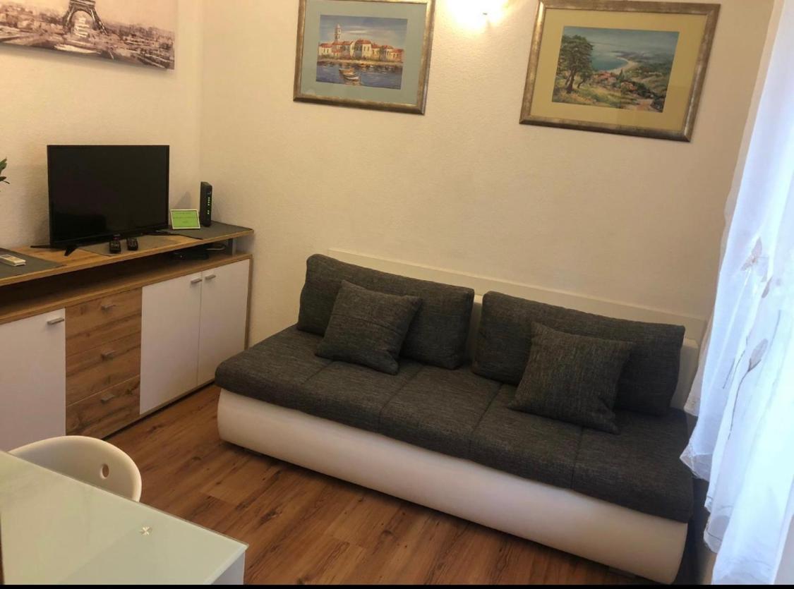 Apartment Lovrekovic Spalato Esterno foto