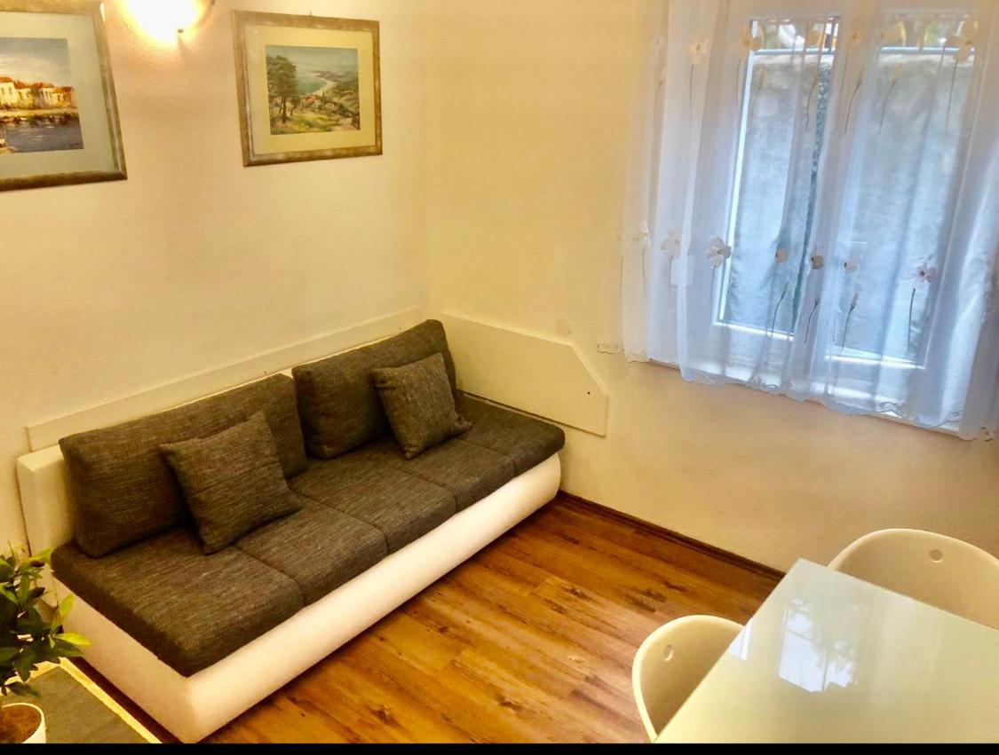 Apartment Lovrekovic Spalato Esterno foto